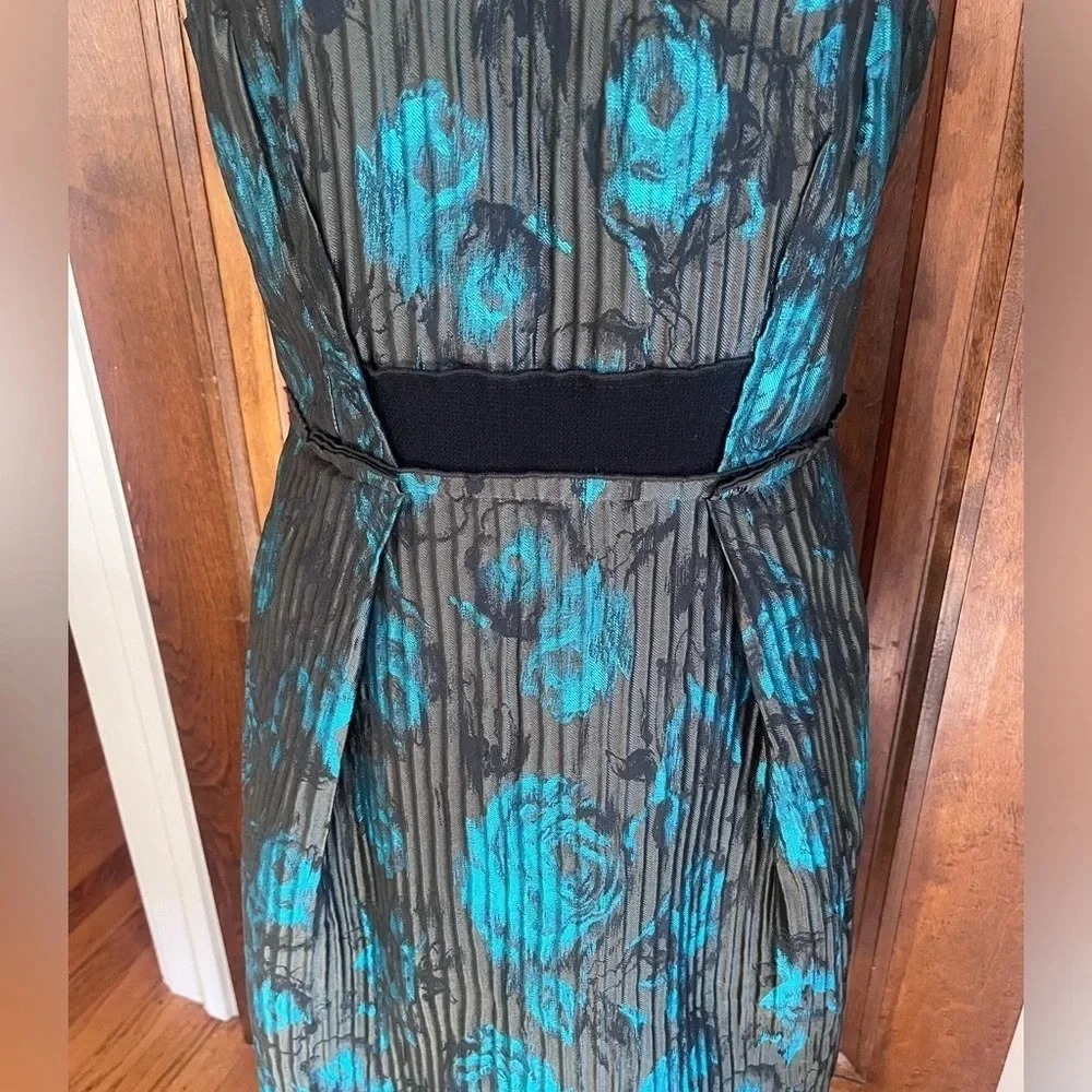 Carmen Marc Valvo Gray and Blue Floral Sleeveless Midi Dress Women Size‎ 8 - Picture 4 of 10